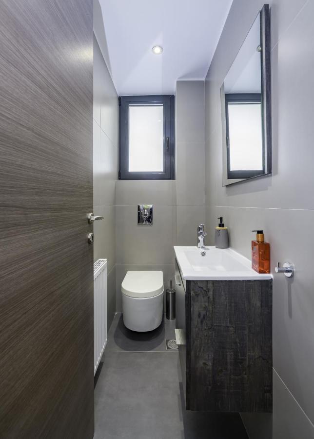 Stylish 2Br Flat With Stunning Views & Prv Parking Apartment Athens Ngoại thất bức ảnh